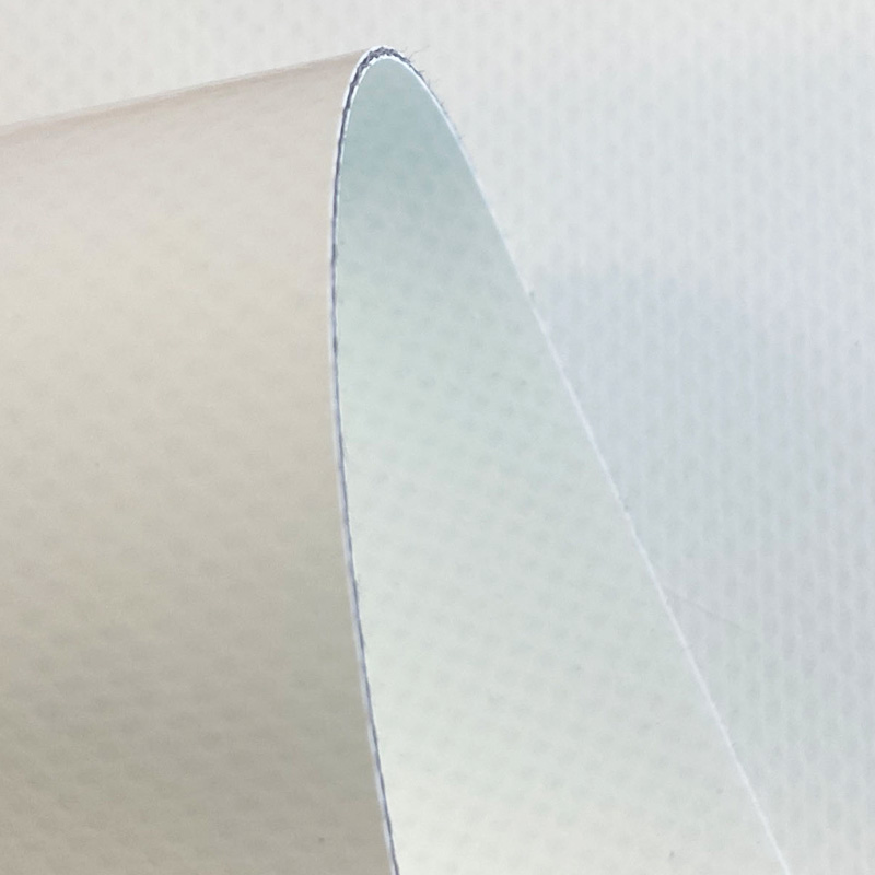 Zakaj je Blackout Tent Fabric zelo učinkovit pri nadzoru in zaščiti svetlobe?